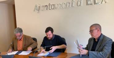 El Ayuntamiento renueva su compromiso con ASAJA  para promocionar los productos del Camp d’Elx