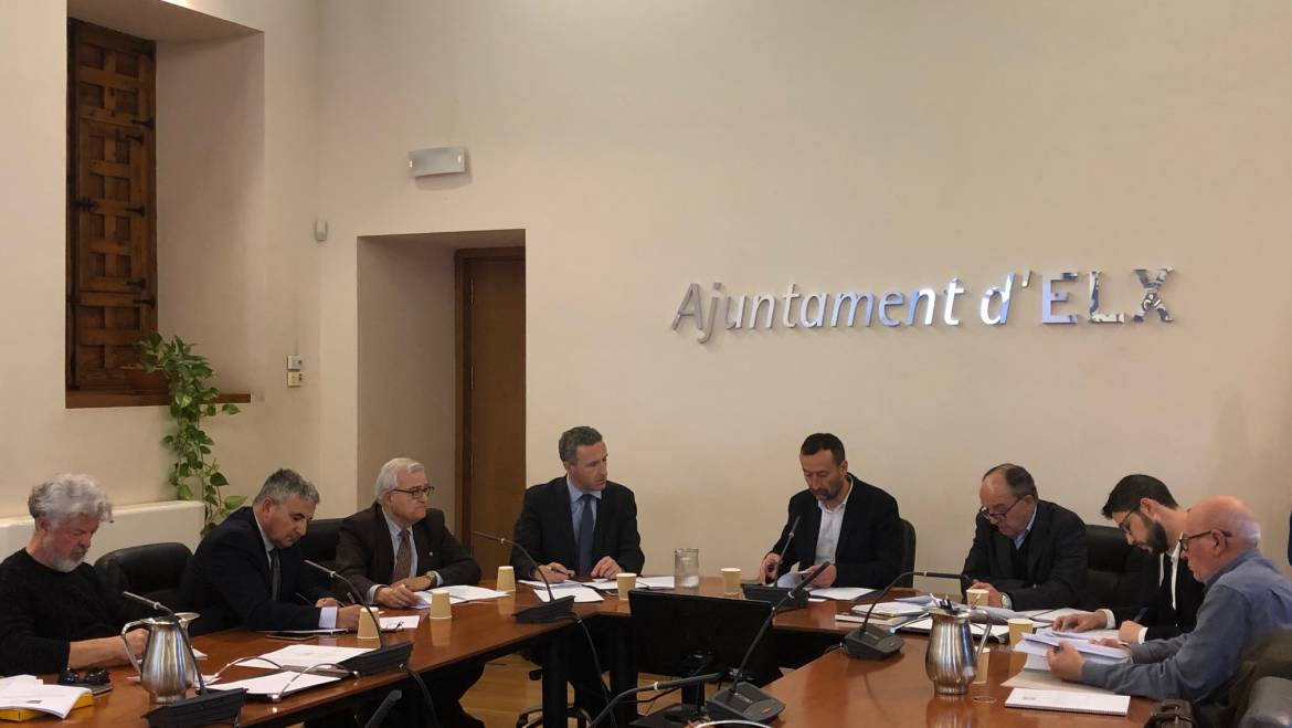 El Ayuntamiento de Elche aporta a la  UNED 112.000 euros