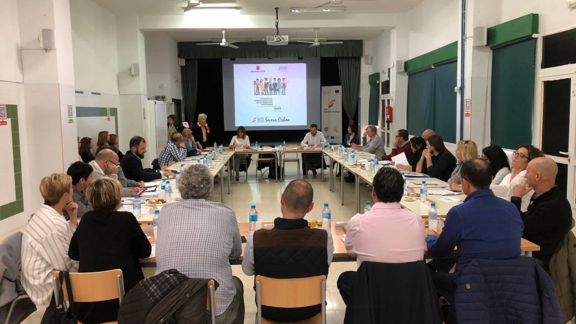 Arrancan los trabajos previos para la constitución del Consejo Municipal de Formación Profesional en Elche
