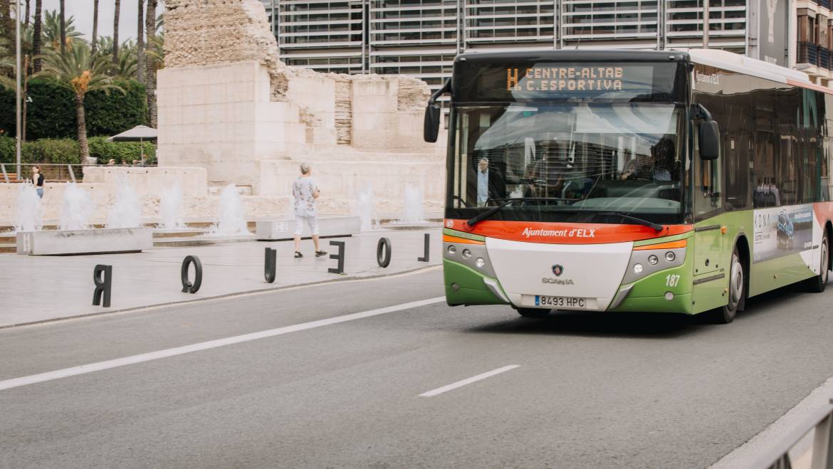 L’1 de juny comença el termini per a sol·licitar la targeta del Bus Lliure