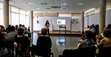 La pedanía de Valverde, acoge el taller «#HerStory. Relatos de abuelas», que pone en marcha la Concejalía de Igualdad