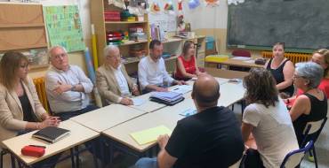 Ayuntamiento, Generalitat y comunidad educativa del CEIP La Paz de Torrellano acuerdan construir un nuevo colegio 
