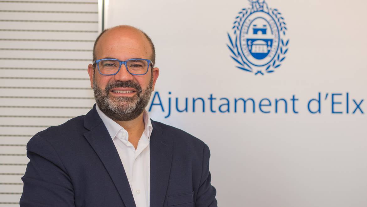 Elx rep ajudes per a la modernització del comerç local