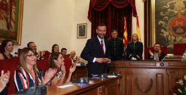 Carlos González toma posesión como alcalde de la XI legislatura democrática del Ayuntamiento de Elche