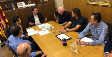 El alcalde y Cedelco acuerdan colaborar para impulsar la  construcción de infraestructuras