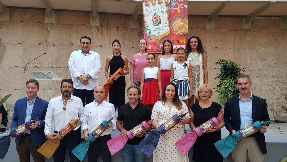 La concejala de Fiestas asiste a la presentación del cartel de la Gestora de Festejos