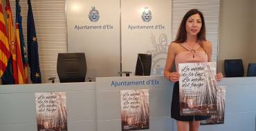 La edil de Fiestas, Mariola Galiana, presenta la campaña de patrocinio de palmeras para la Nit de l’Albà