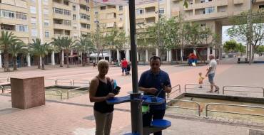 El Ayuntamiento instala dos estaciones de recarga de móviles en la Plaza de Castilla y en Arenals