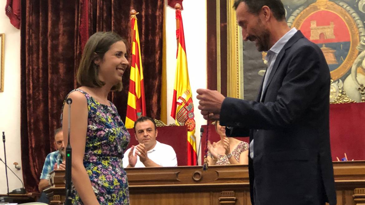 Esther Díez pren possessió com a regidora per Compromís a Elx