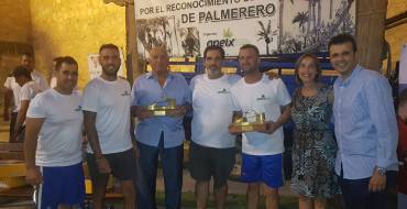 Iván Clement revalida la ‘Espardenya d’Or’ en el VI Campeonato Internacional de Trepa de Palmera