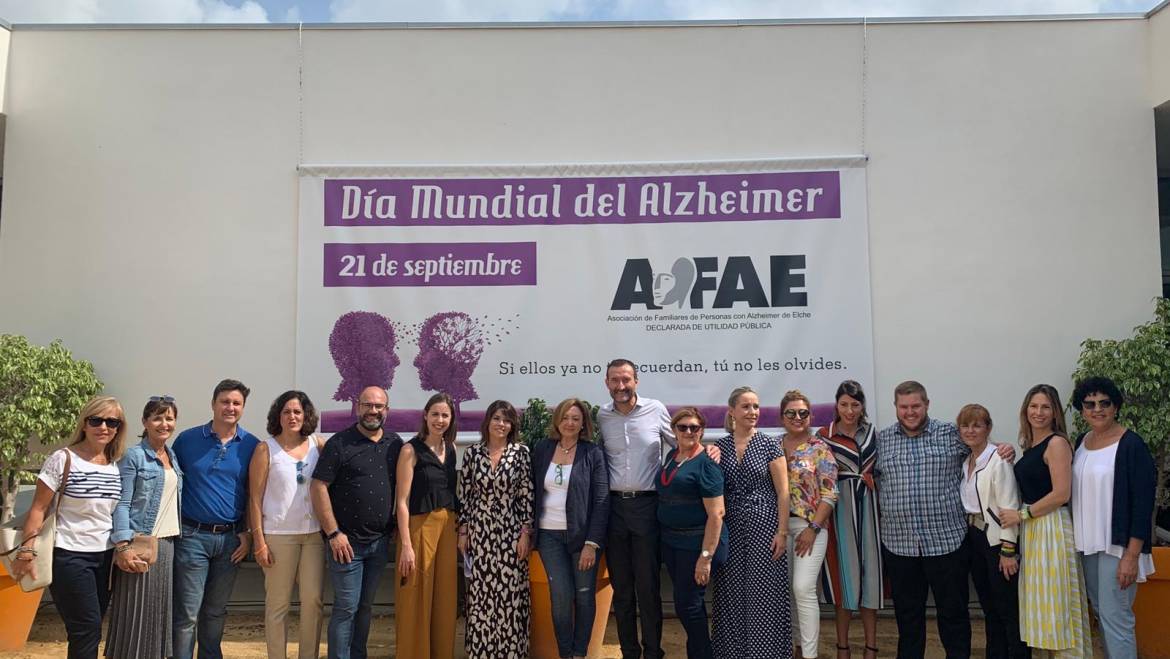 El Equipo de Gobierno municipal apoya a AFAE en su jornada de lucha contra el alzheimer