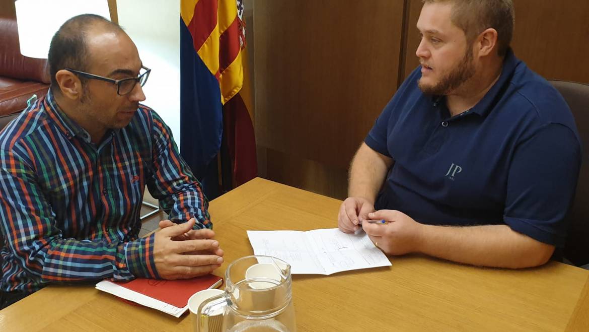 El director general de la Agencia Valenciana de Igualdad en la Diversidad visita el Ayuntamiento