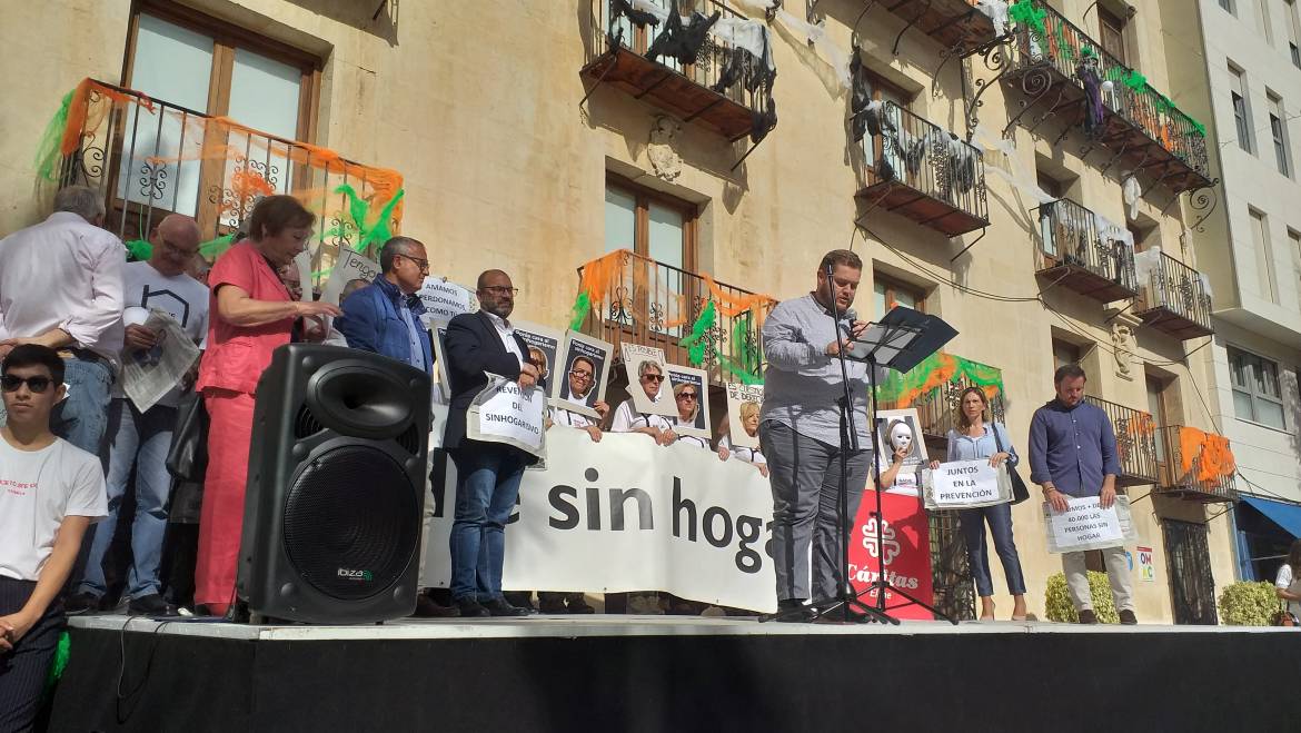 El Equipo de Gobierno apoya  las reivindicaciones de Cáritas  para las personas sin hogar