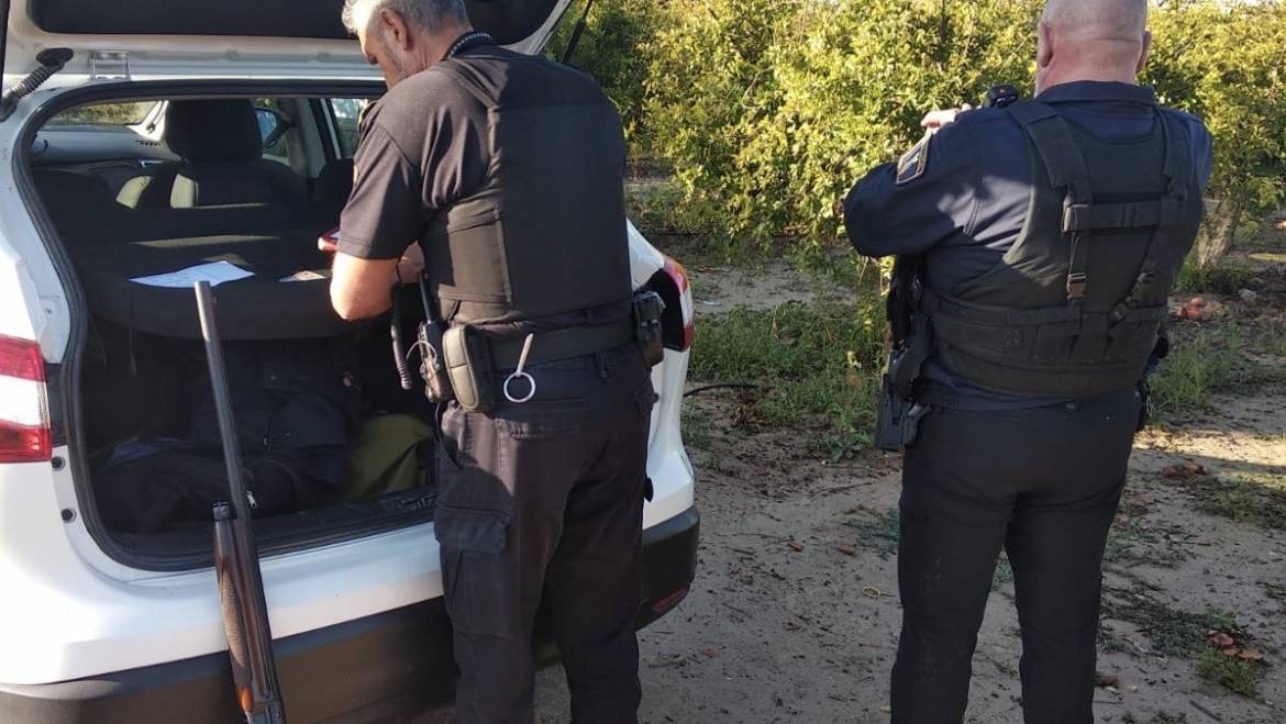 Intervenciones de escopetas al inicio de la temporada de caza