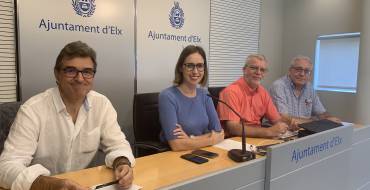 El Ayuntamiento incrementará las acciones para seguir reduciendo el uso del transporte privado, causante del 80% de las emisiones contaminantes
