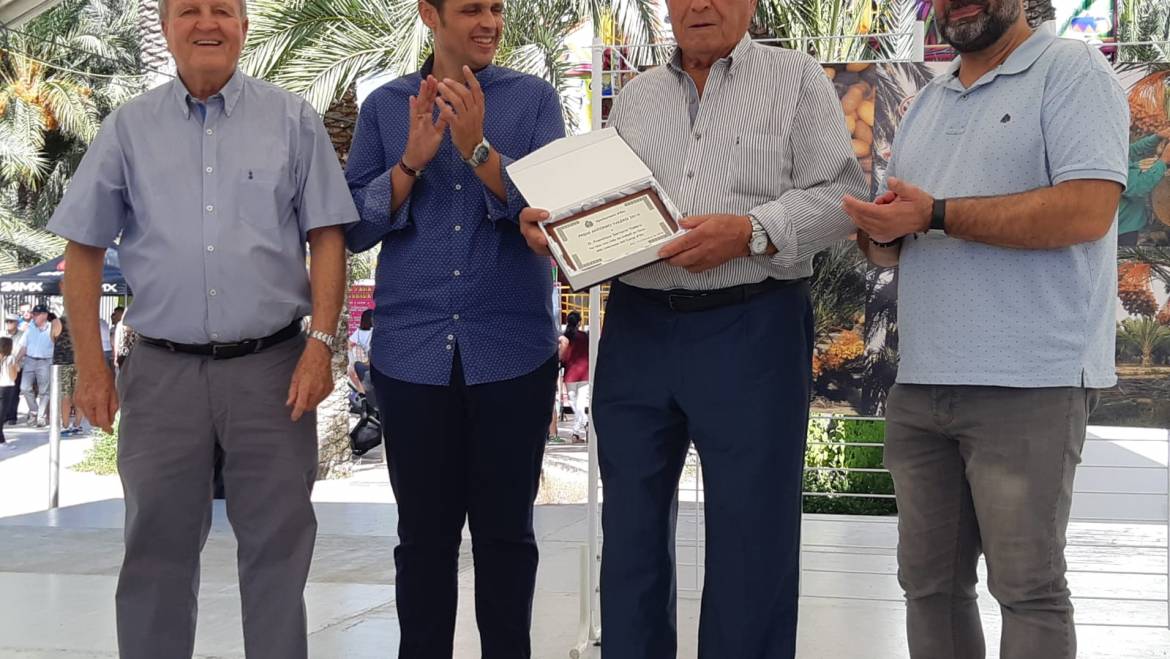 Francisco Serrano Valero guardonat amb el premi de l’Agricultor Major “Premi Antonio Valero”