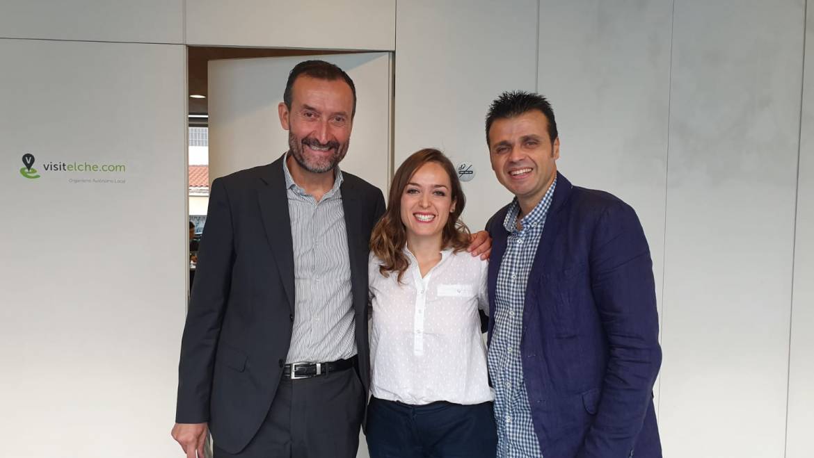 Més de 120 professionals de la perruqueria de diferents províncies assisteixen al Congrés Nacional de Salut Capil·lar Jaldún celebrat a Elx