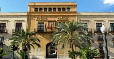 Concentración en la Plaça de Baix en repulsa por el último asesinato machista