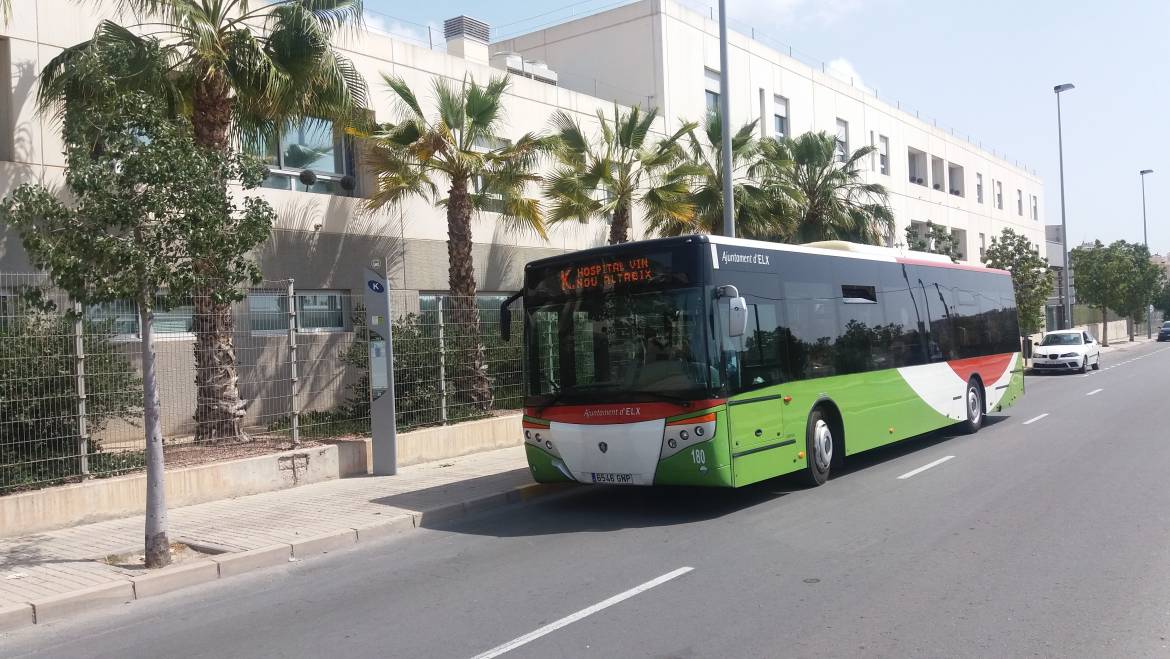 El Ayuntamiento prorroga el Bus Lliure para quienes lo tuvieran aprobado en el presente curso escolar