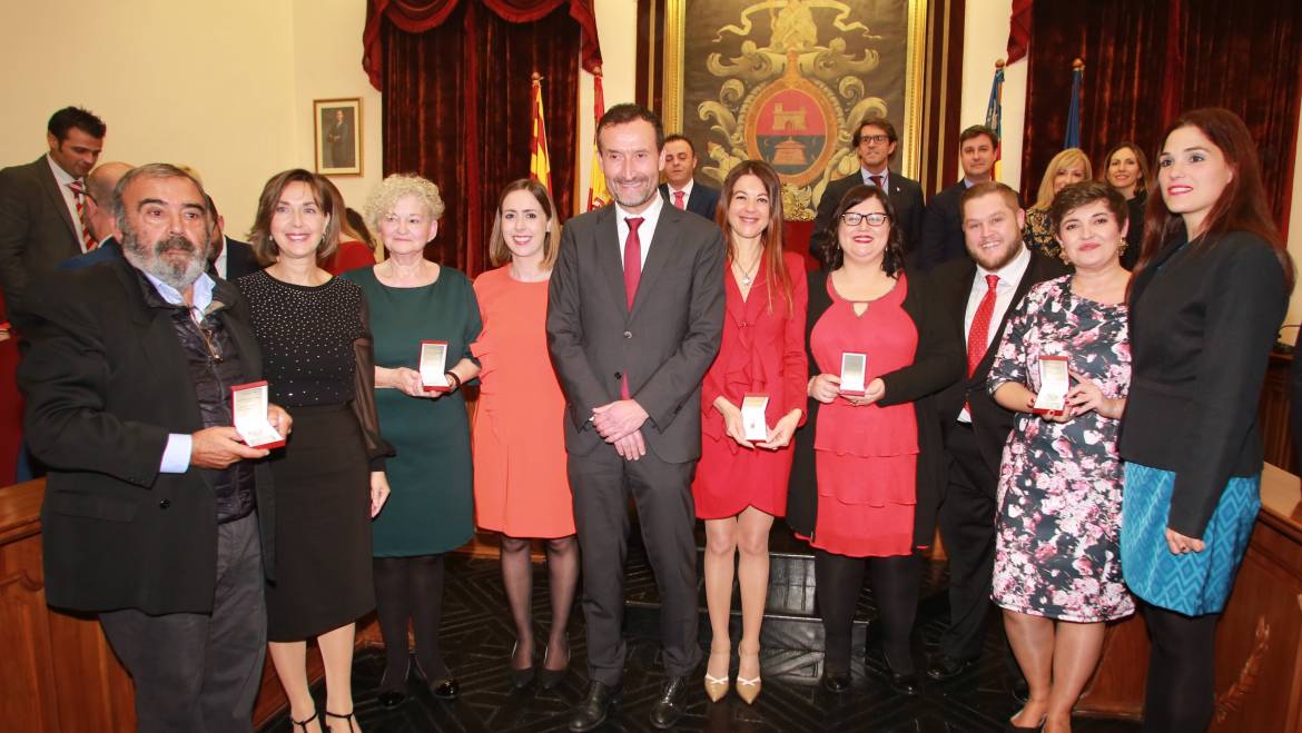Carlos González reivindica una profunda reforma de la Constitució per a adaptar-la a la societat del segle XXI
