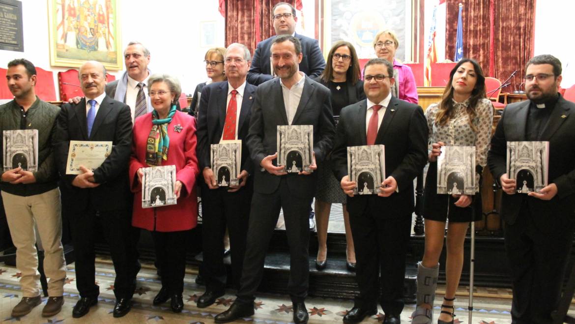 El Salón de Plenos acoge la presentación del número 31 de la revista ‘Sóc per a Elig’