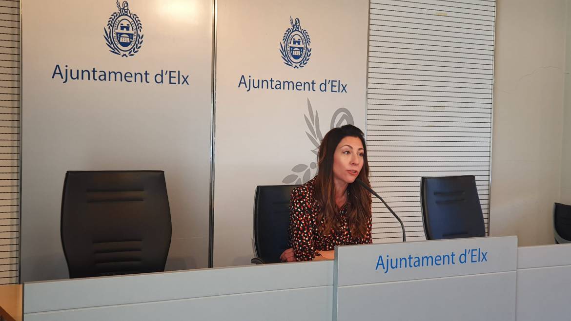 Elx es prepara per a donar la benvinguda al 2020