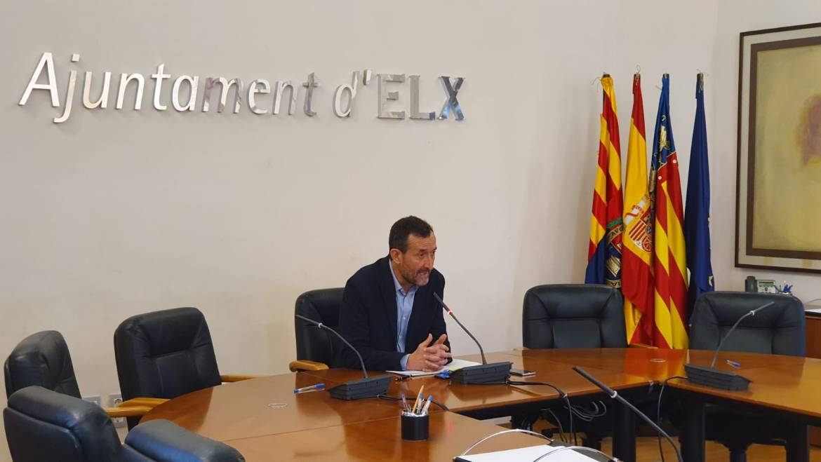 Carlos González sol·licitarà entrevistar-se amb el Ministre de Foment per a abordar la posada en funcionament de l’AVE a Elx