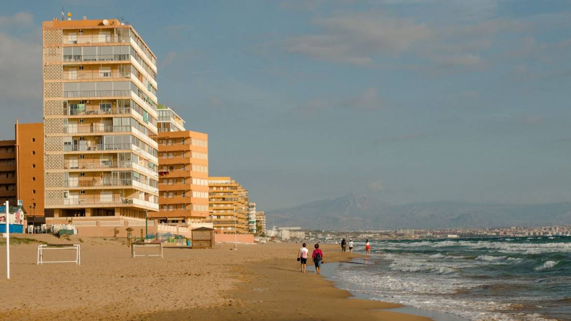 El TSJ también da la razón a Costas y rechaza en firme el recurso de Princesol contra las condiciones para derribar el edificio del antiguo hotel de Arenales