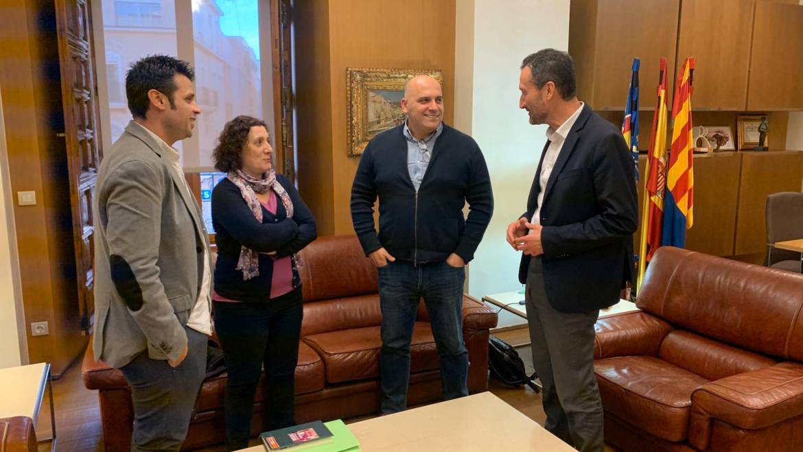 El alcalde se reúne con los responsables de UGT y CCOO para abordar proyectos socioeconómicos