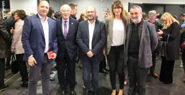 La XVII Nit d’Escola Valenciana premia al Misteri en su primera gala en Elche