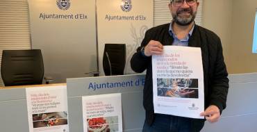 El Ayuntamiento impulsa una campaña para invitar a comprar en el comercio de proximidad con motivo de San Valentín