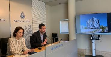 El alcalde presenta el diseño del cuarto bloque del barrio de San Antón