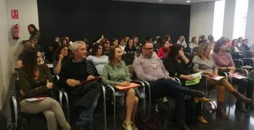 La concejala de Educación abre las “IV jornades escola i familia”