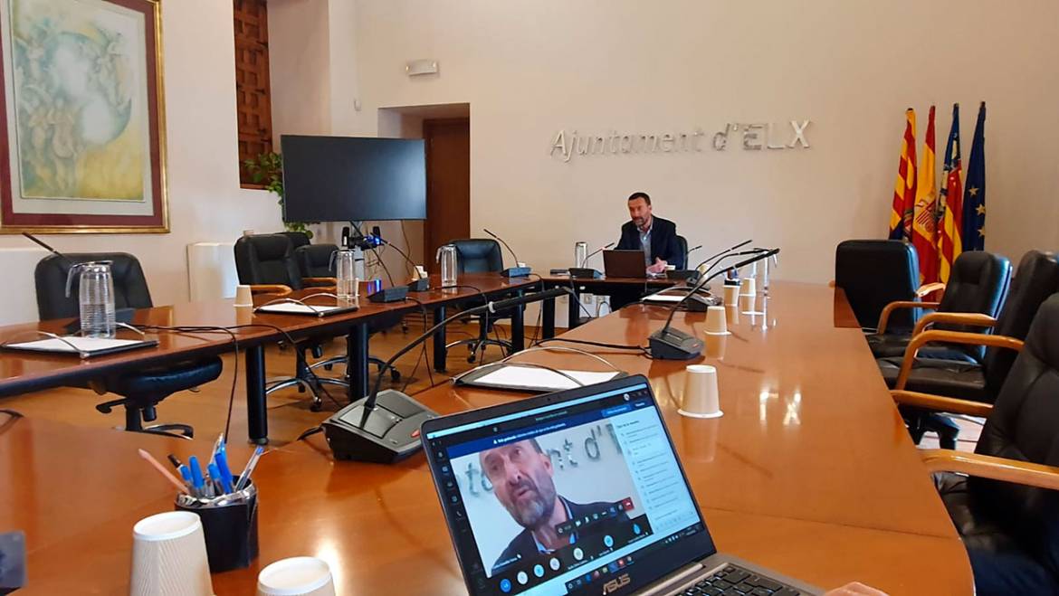 Carlos González dice que Elche está sanitariamente preparada para afrontar esta crisis del coronavirus