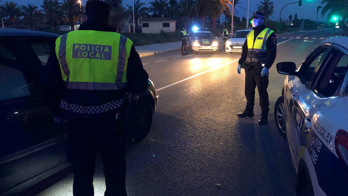 Intensa vigilancia policial en zonas estratégicas de Elche y en las principales entradas y salidas de la ciudad