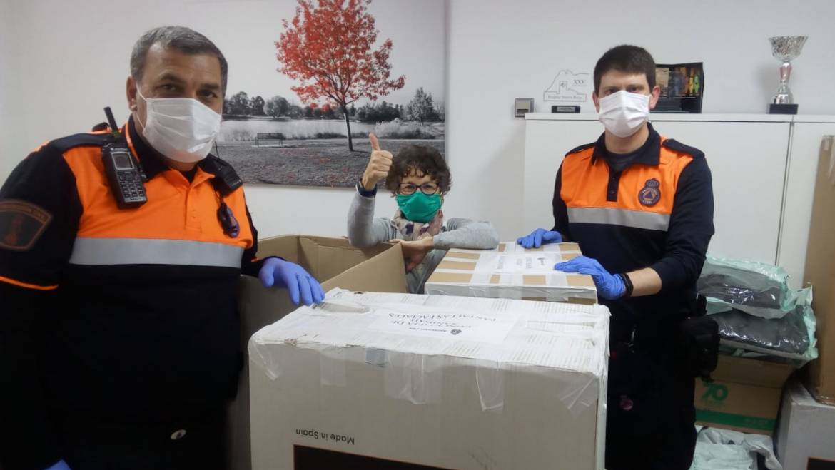 La concejalía de Sanidad coordina acciones a través de Protección Civil para repartir pantallas protectoras de impresión 3D en los hospitales de Elche
