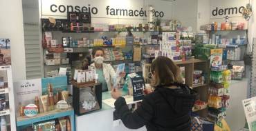 La edil de Política de Mayores alerta al colectivo de que el reparto de las mascarillas no debe suponer la relajación de las medidas de prevención