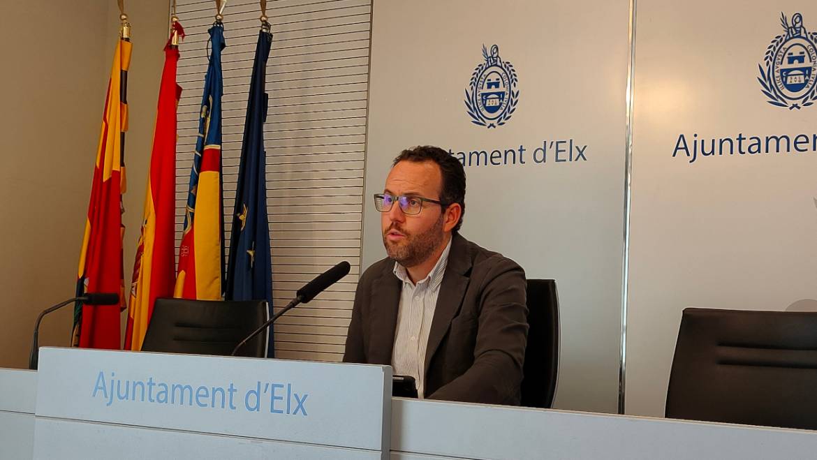 El Ayuntamiento reducirá las tasas de mesas y sillas y de mercadillos cuando acabe el estado de alarma