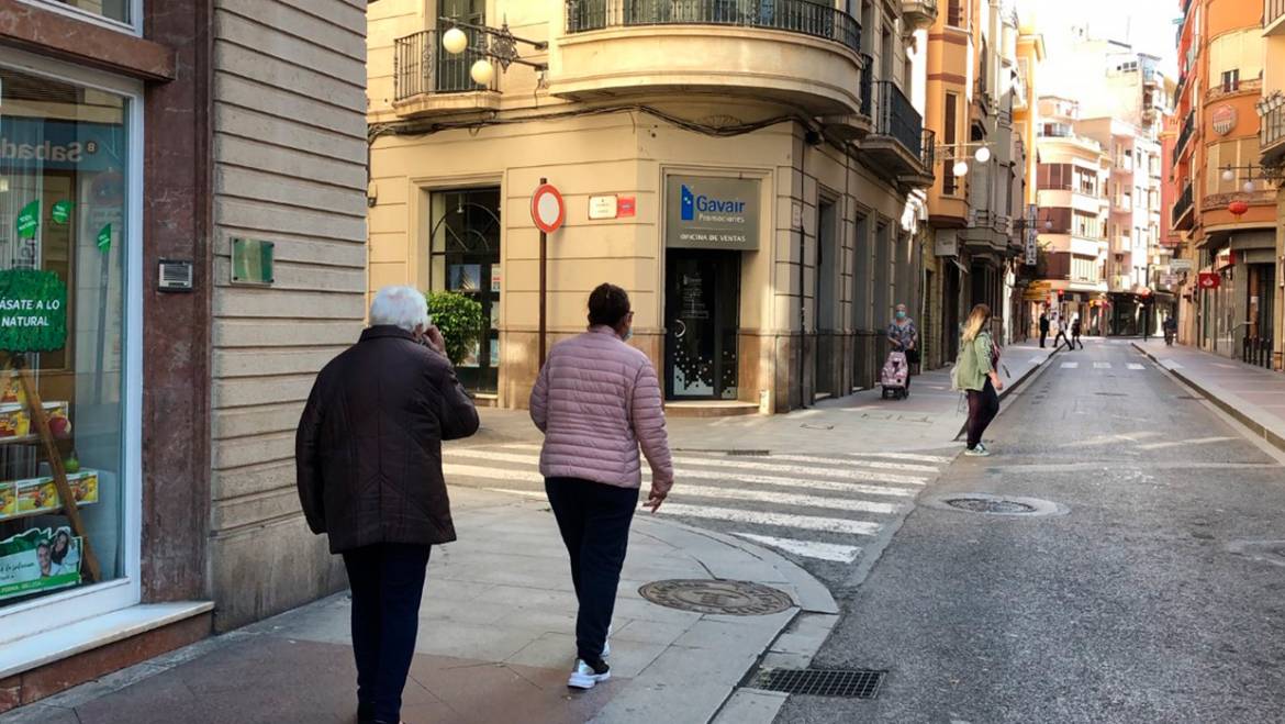 Elx tallarà carrers al trànsit rodat perquè la ciutadania puga passejar complint el distanciament físic