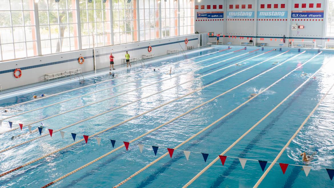 Cierre de la piscina cubierta del Pabellón Esperanza Lag