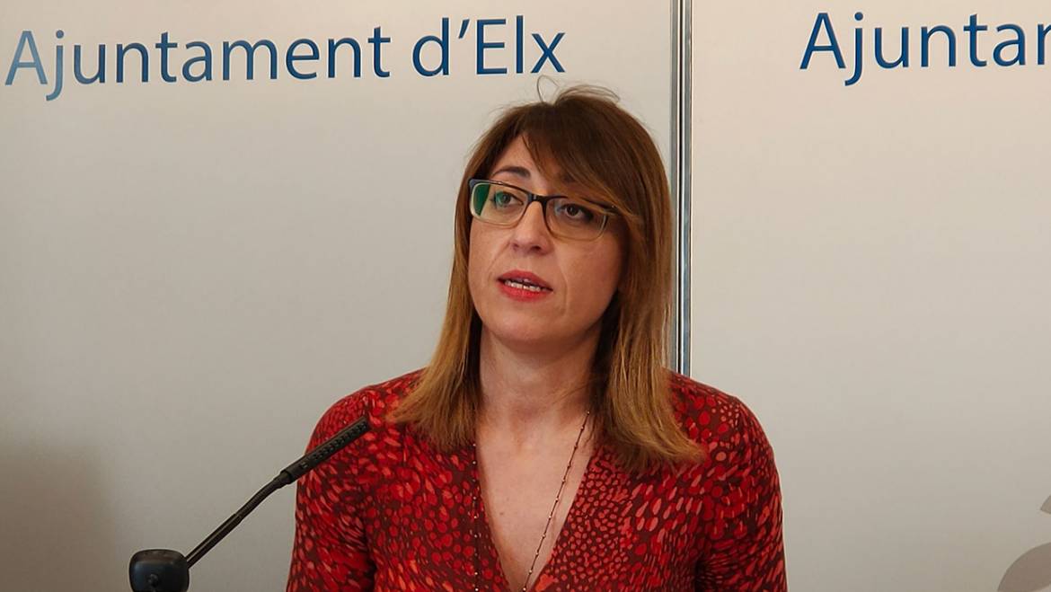 La concejala de Gestión Financiera presenta a los grupos de la oposición la próxima modificación presupuestaria