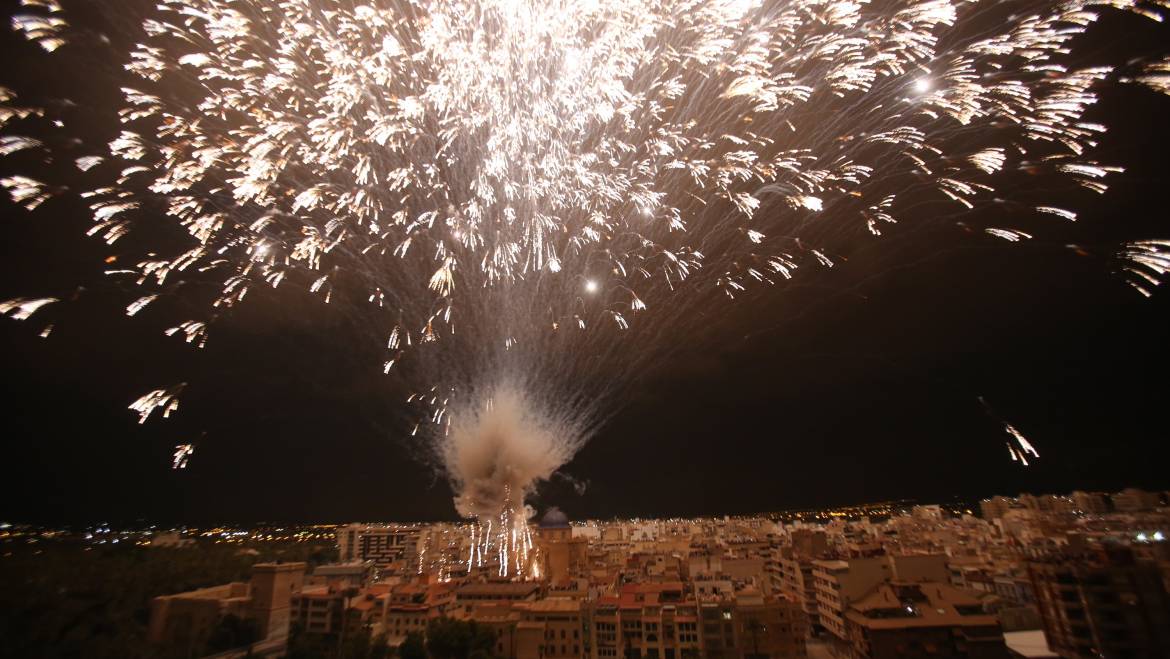 La Regidoria de Festes convoca un concurs de fotografia per a il·lustrar el cartell anunciador de la Nit de l’Albà de 2021
