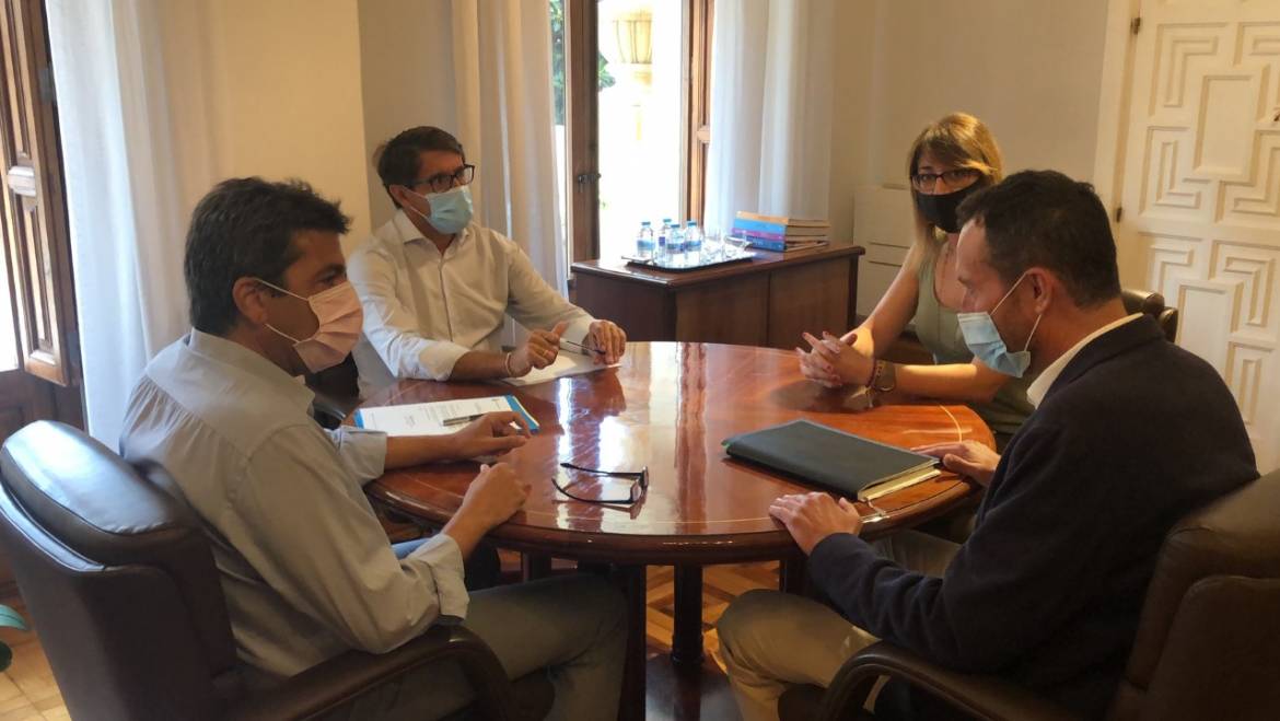 El alcalde de Elche propone a la Diputación un plan para iniciar en 2022 la construcción del Palacio de Congresos en Carrús