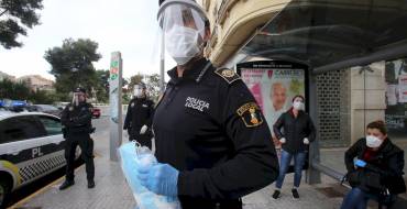 La Policía tramita 262 sanciones por no llevar mascarilla o hacer mal uso de la misma durante el fin de semana