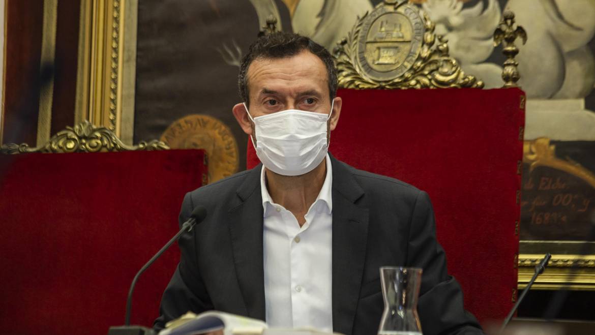 Crida pública de l’alcalde als il·licitans i il·licitanes per a complir amb les restriccions del toc de queda