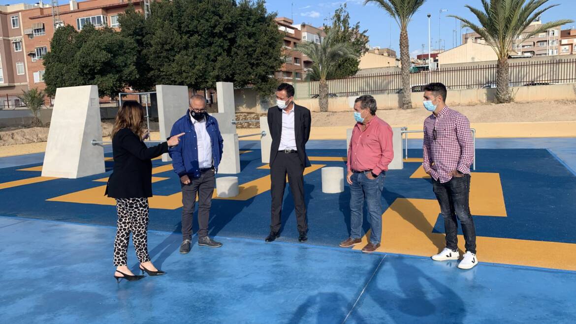 El Ayuntamiento lleva a cabo la remodelación del Polideportivo Isabel Fernández de Torrellano