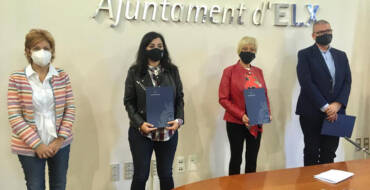 El Ayuntamiento de Elche y la UMH firman el convenio para las Aulas Universitarias de la Experiencia en las que habrá más de 300 inscritos