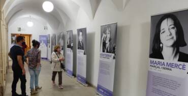 La Semana de las Escritoras da comienzo con la inauguración de una exposición en la Biblioteca Pedro Ibarra