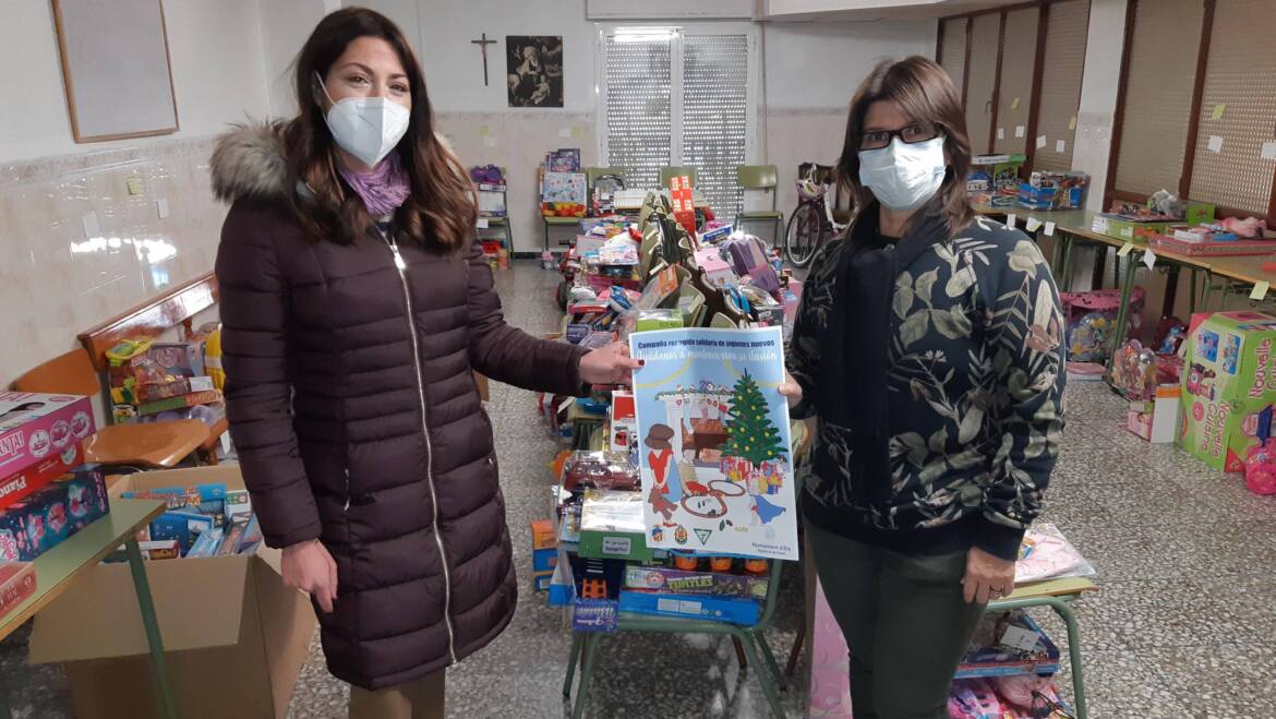 La campanya ‘Ajuda’ns a mantindre viva la seua il·lusió’ arreplega joguets nous per a 600 xiquets i xiquetes