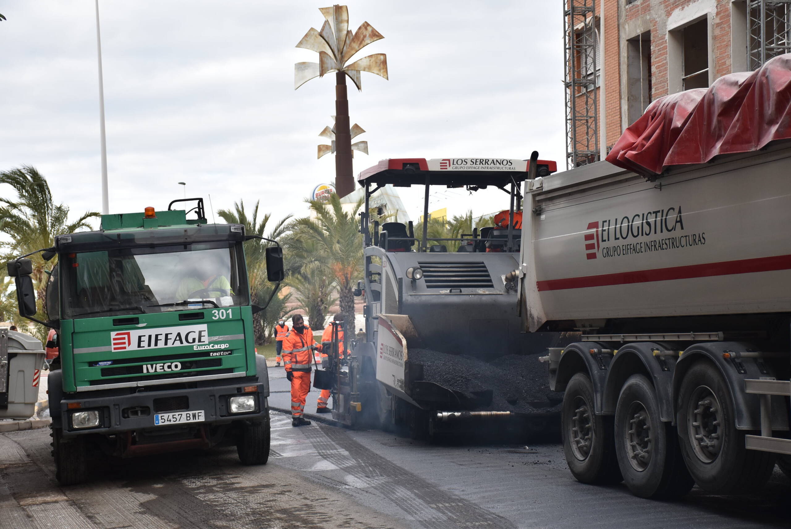 Obras asfaltado Antonio Machado
